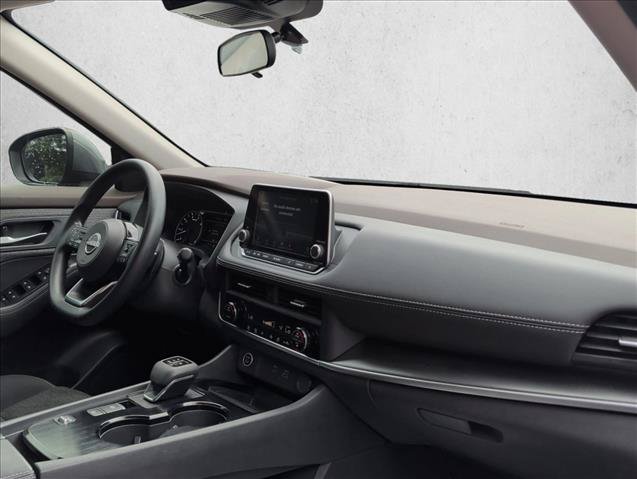 Used 2023 Nissan Rogue SV FWD image 29