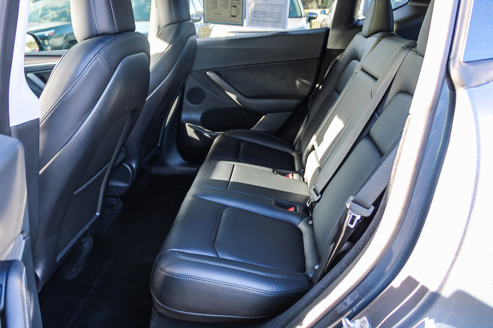 Used 2023 Tesla Model Y Performance image 17