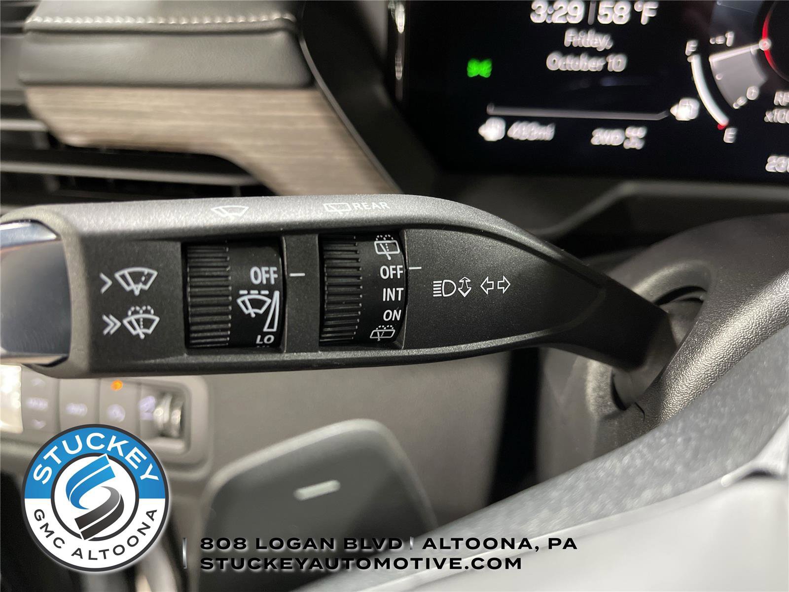 New 2026 GMC Acadia Denali w/ Super Cruise Package image 20