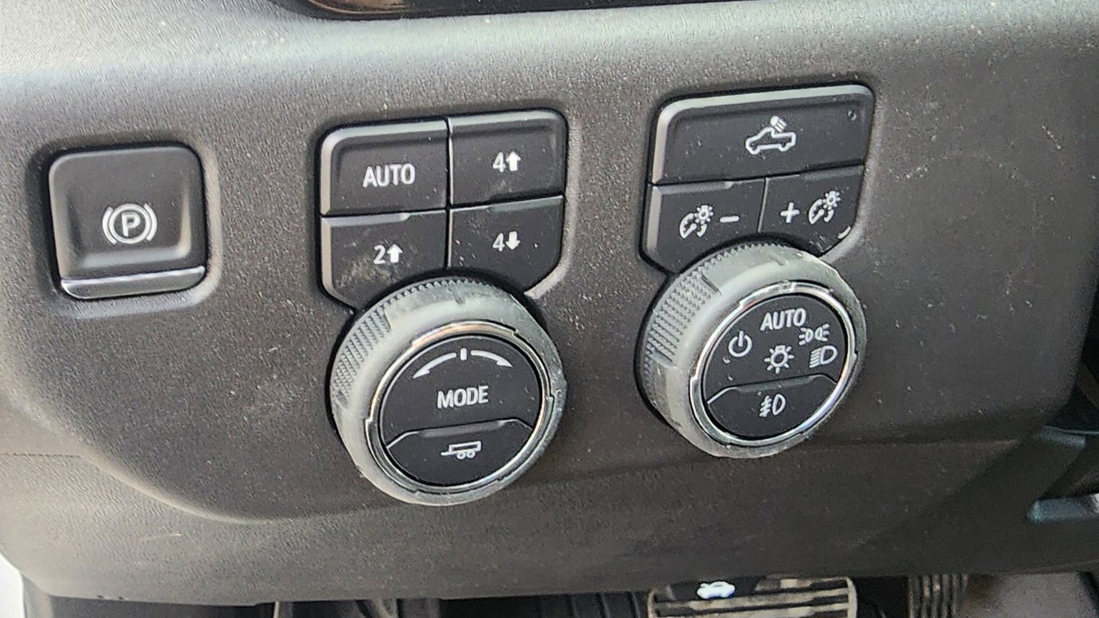 New 2025 Chevrolet Silverado 1500 LT Trail Boss w/ Convenience Package II image 11