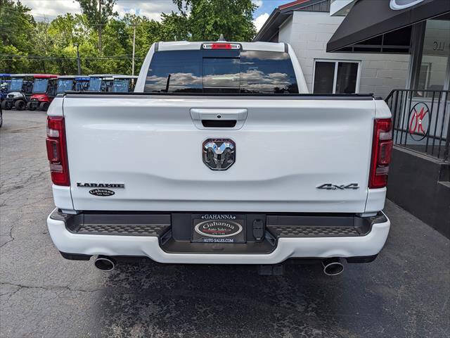 Used 2024 RAM 1500 Laramie AWD/4WD image 4