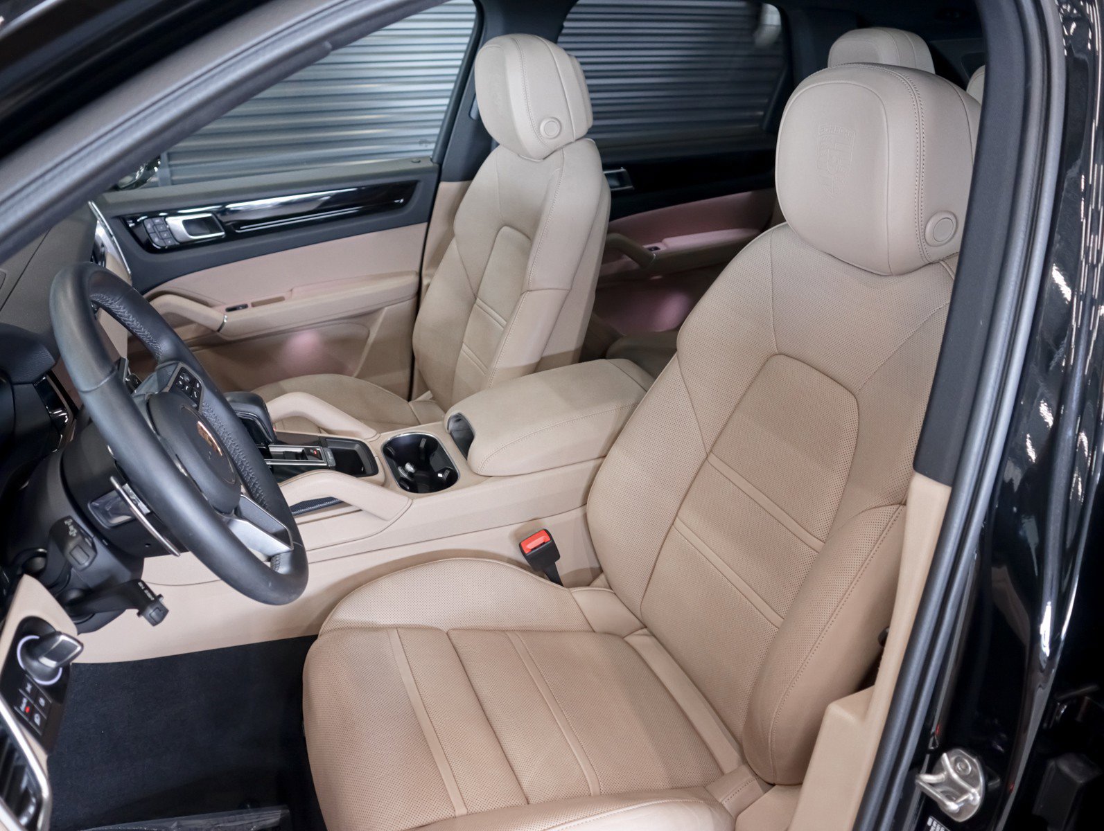 Certified 2023 Porsche Cayenne S AWD/4WD image 5