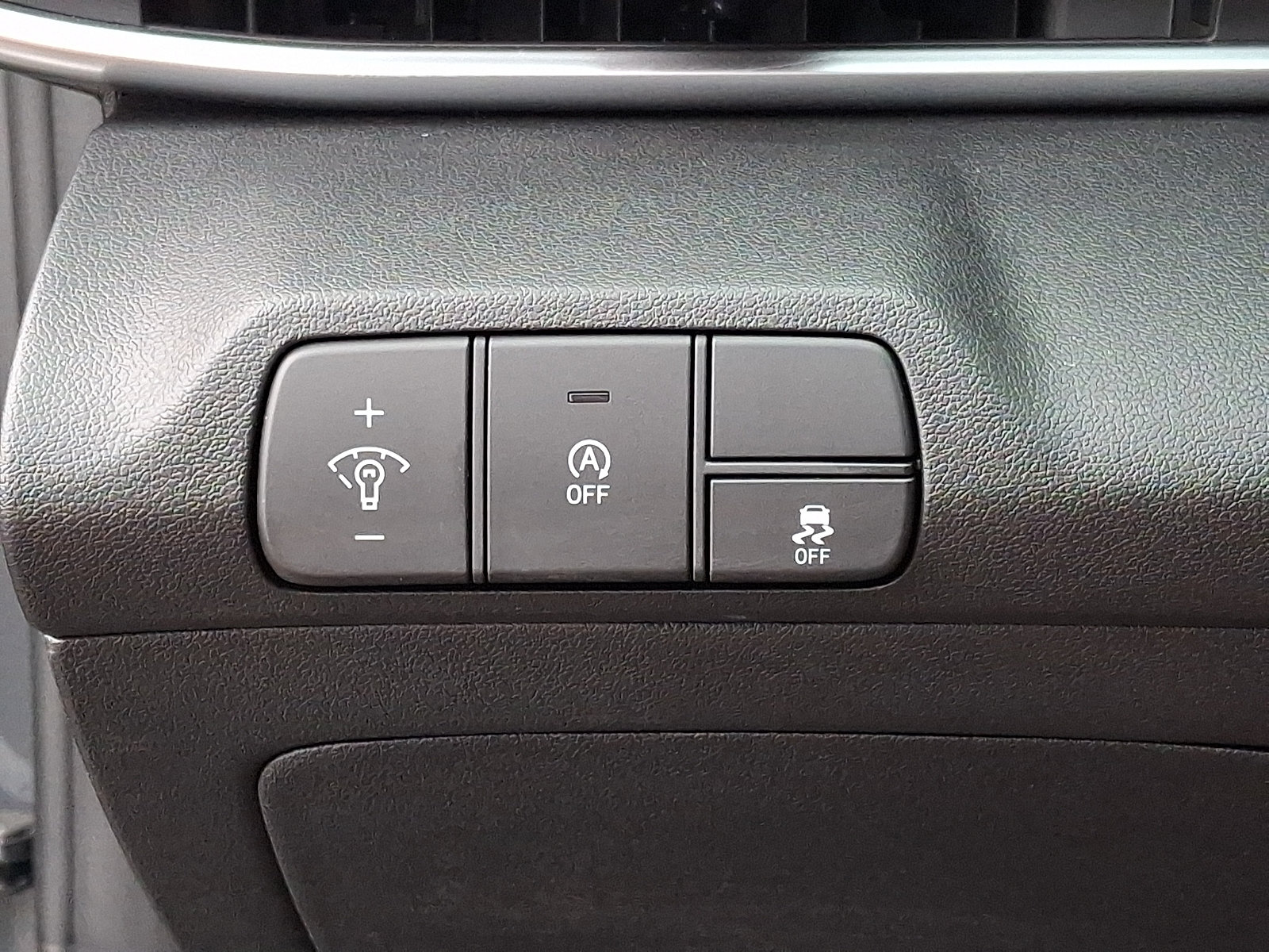 Used 2026 Hyundai Elantra SE FWD image 25