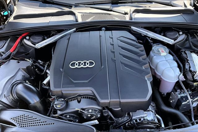 Used 2023 Audi A4 2.0T Premium w/ Convenience Package AWD/4WD image 34