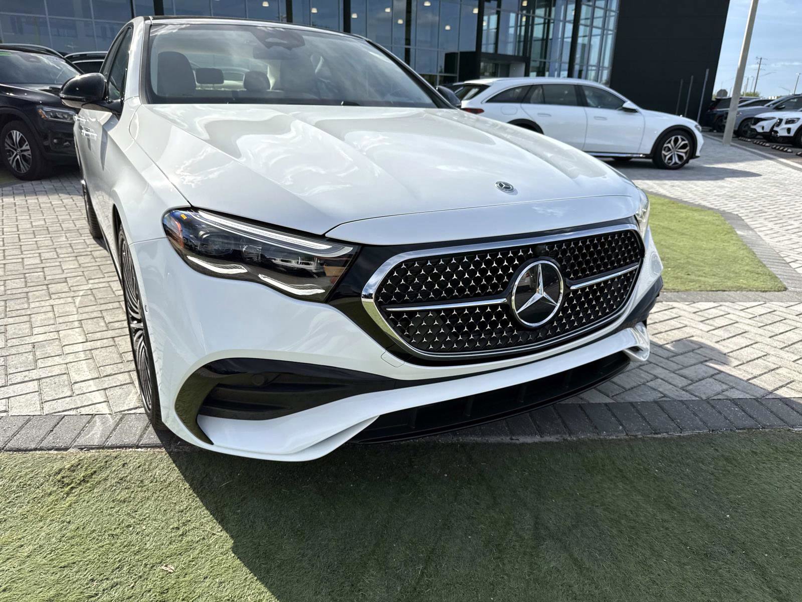 New 2026 Mercedes-Benz E 450 4MATIC Sedan image 8