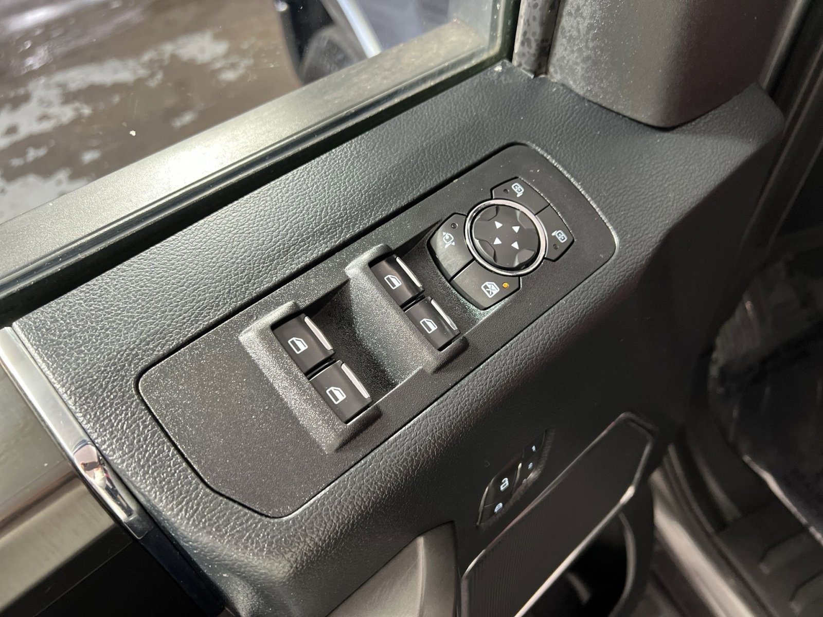 Used 2019 Ford F150 Lariat w/ Equipment Group 502A Luxury image 15