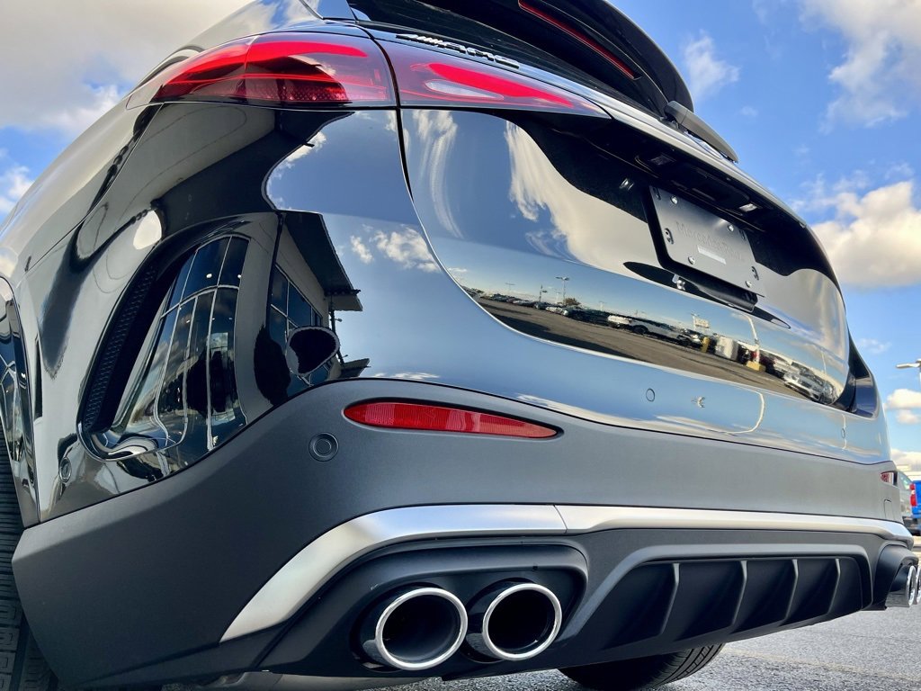 Certified 2025 Mercedes-Benz GLC 43 AMG 4MATIC image 66