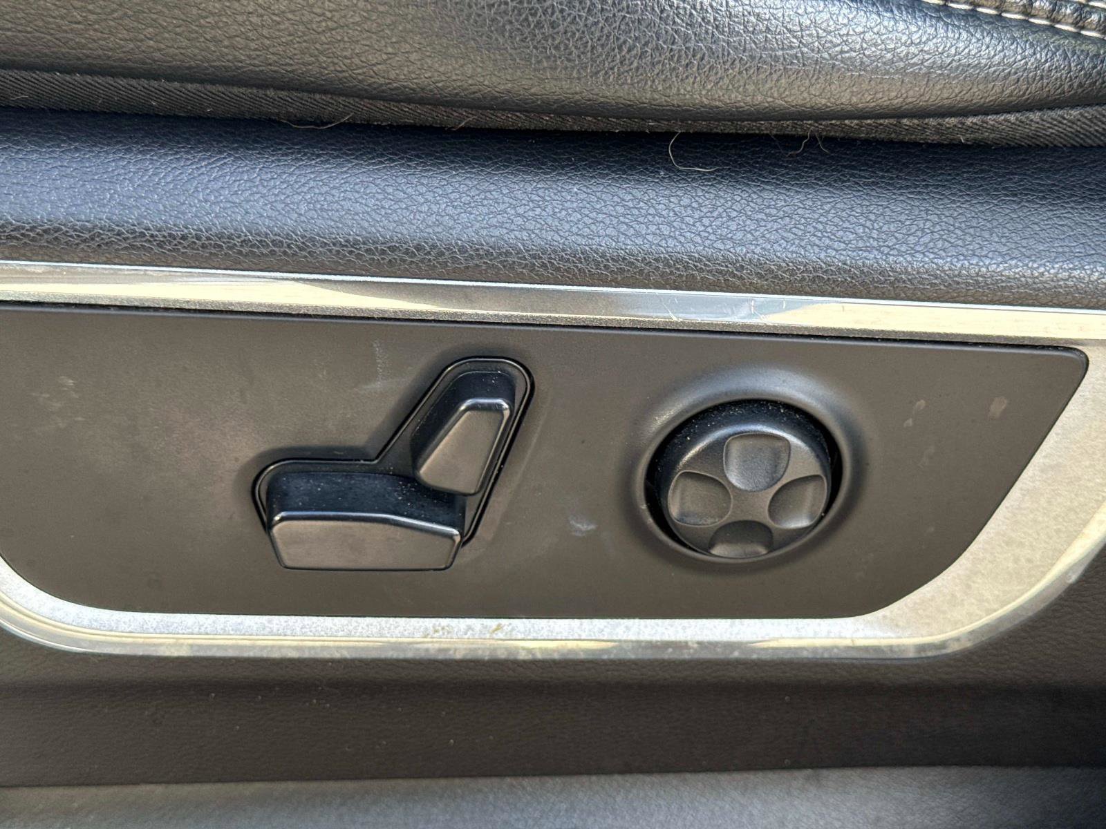 Used 2019 RAM 1500 Laramie image 20