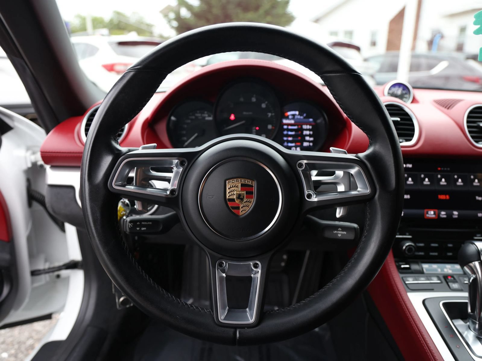 Used 2021 Porsche 718 Boxster Spyder RWD image 21