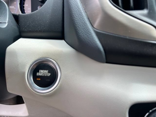Used 2024 GMC Terrain Denali w/ Denali Premium Package AWD/4WD image 32