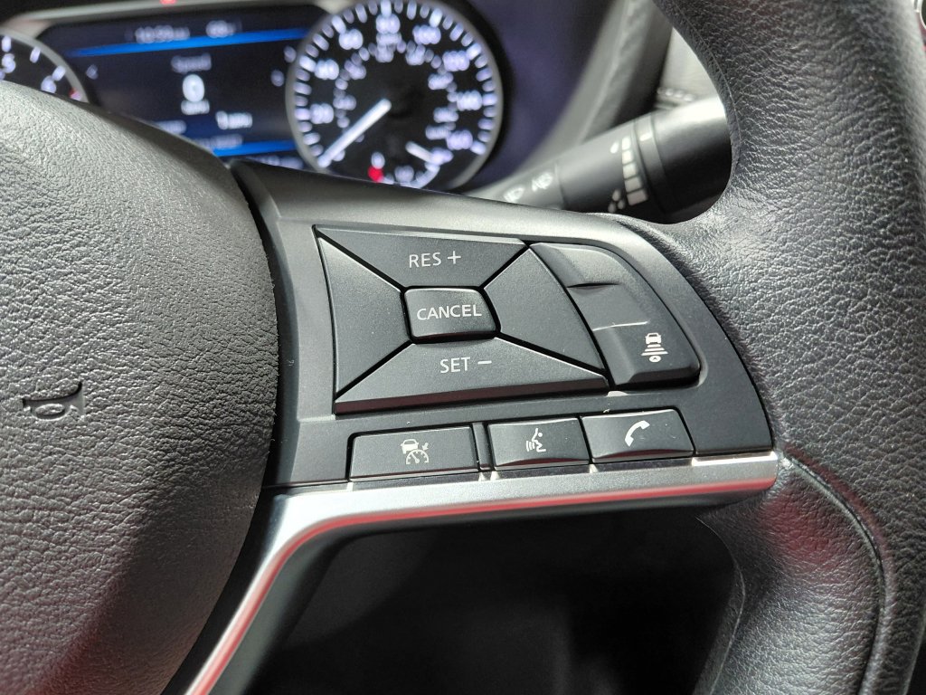 Used 2025 Nissan Sentra SV FWD image 28