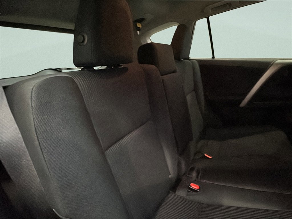 Used 2017 Toyota RAV4 LE image 12