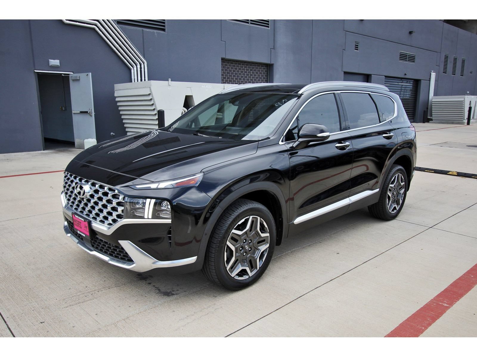 Certified 2023 Hyundai Santa Fe Limited AWD/4WD image 3