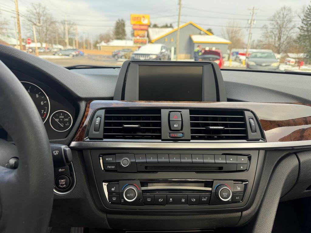 Used 2014 BMW 328i xDrive Sedan image 15