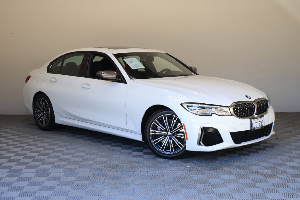 Used 2020 BMW M340i w/ Parking Assistance Package RWD image 2