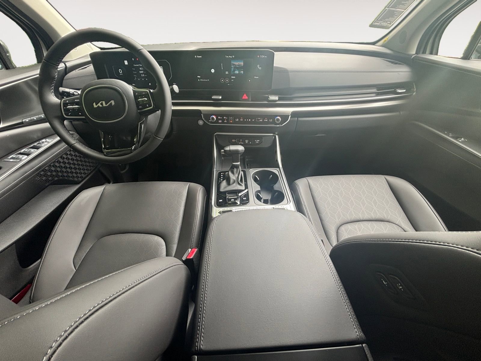 New 2026 Kia Carnival SX w/ SX Dark Edition Package FWD image 10