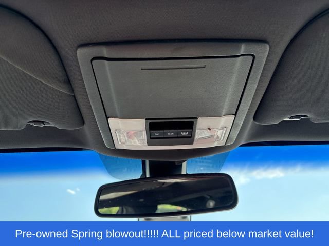 Used 2013 Lincoln MKS FWD image 31
