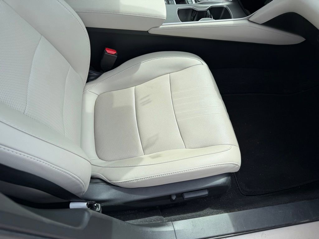Used 2020 Honda Accord Touring image 16
