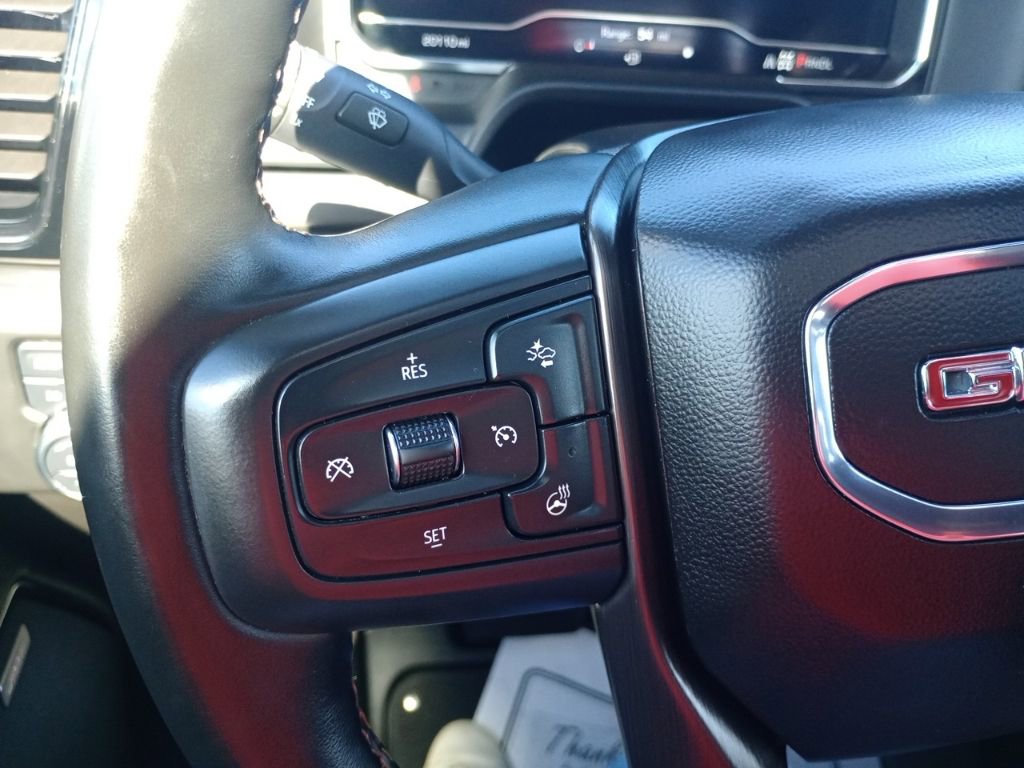 Used 2025 GMC Sierra 2500 AT4 image 27