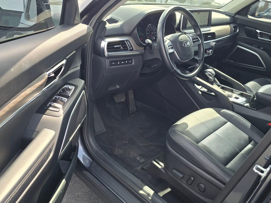 Used 2021 Kia Telluride EX w/ EX Premium Package image 9