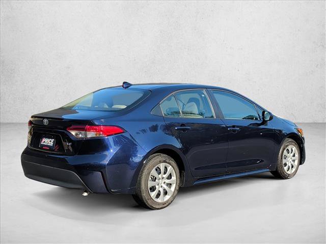 Used 2024 Toyota Corolla LE FWD image 5