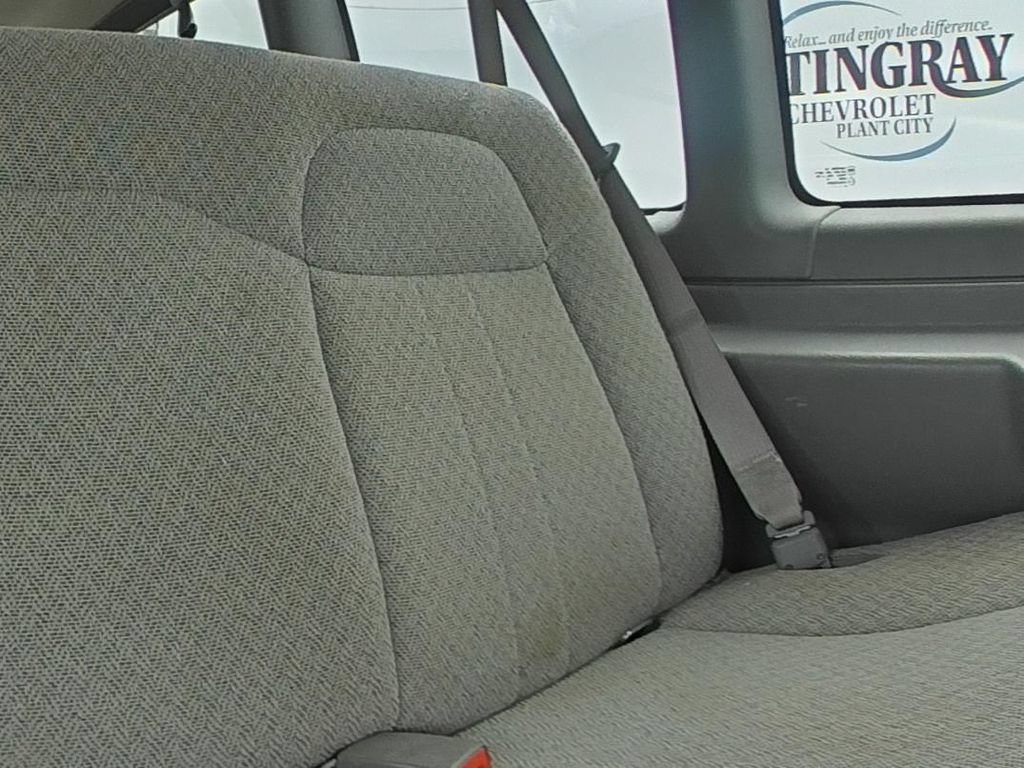 Used 2025 Chevrolet Express 3500 LT w/ LT Preferred Equipment Group RWD image 11