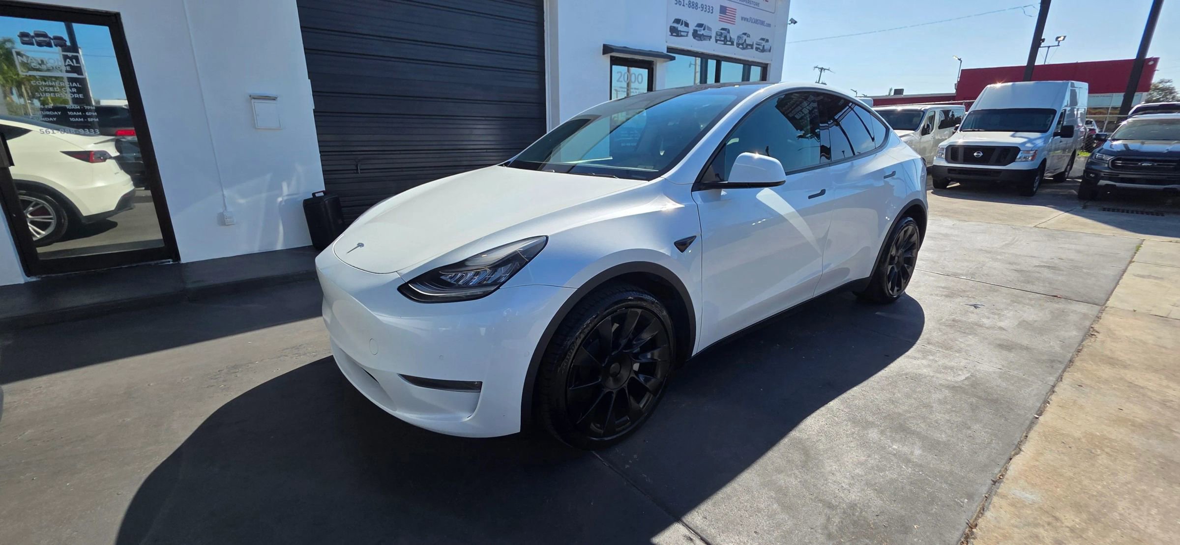 Used 2021 Tesla Model Y Long Range image 9