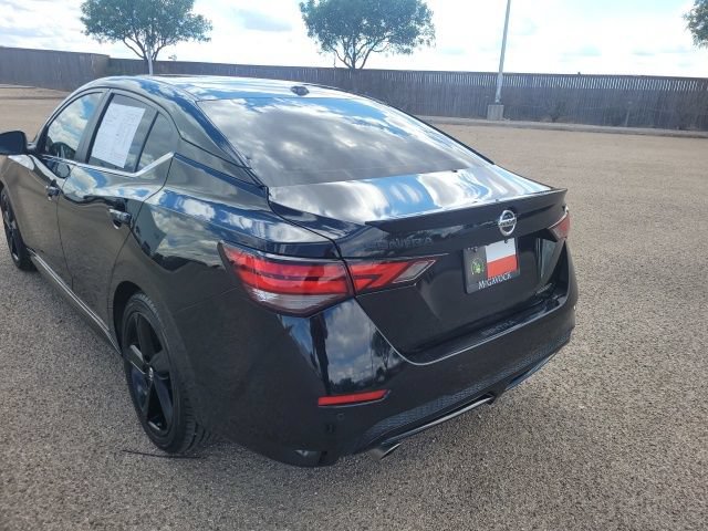 Certified 2023 Nissan Sentra SR w/ Midnight Edition Package FWD image 8
