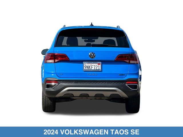 Used 2024 Volkswagen Taos SE w/ Panoramic Sunroof Package AWD/4WD image 6