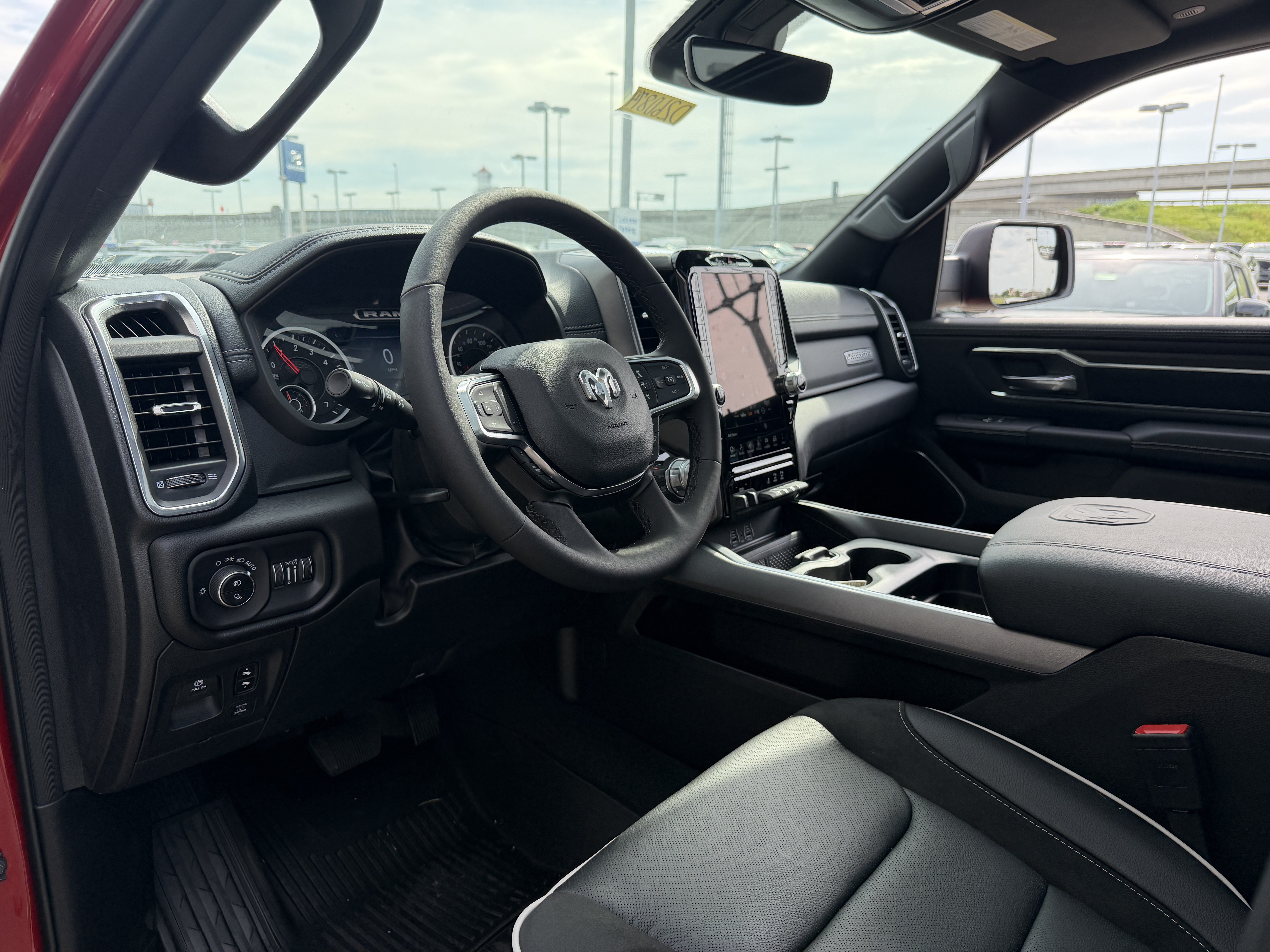 New 2026 RAM 1500 Laramie w/ Sport Appearance Package AWD/4WD image 32