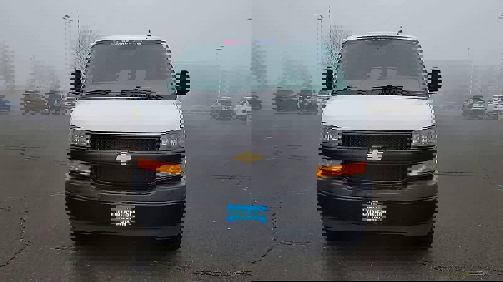 Used 2023 Chevrolet Express 3500 LS image 3