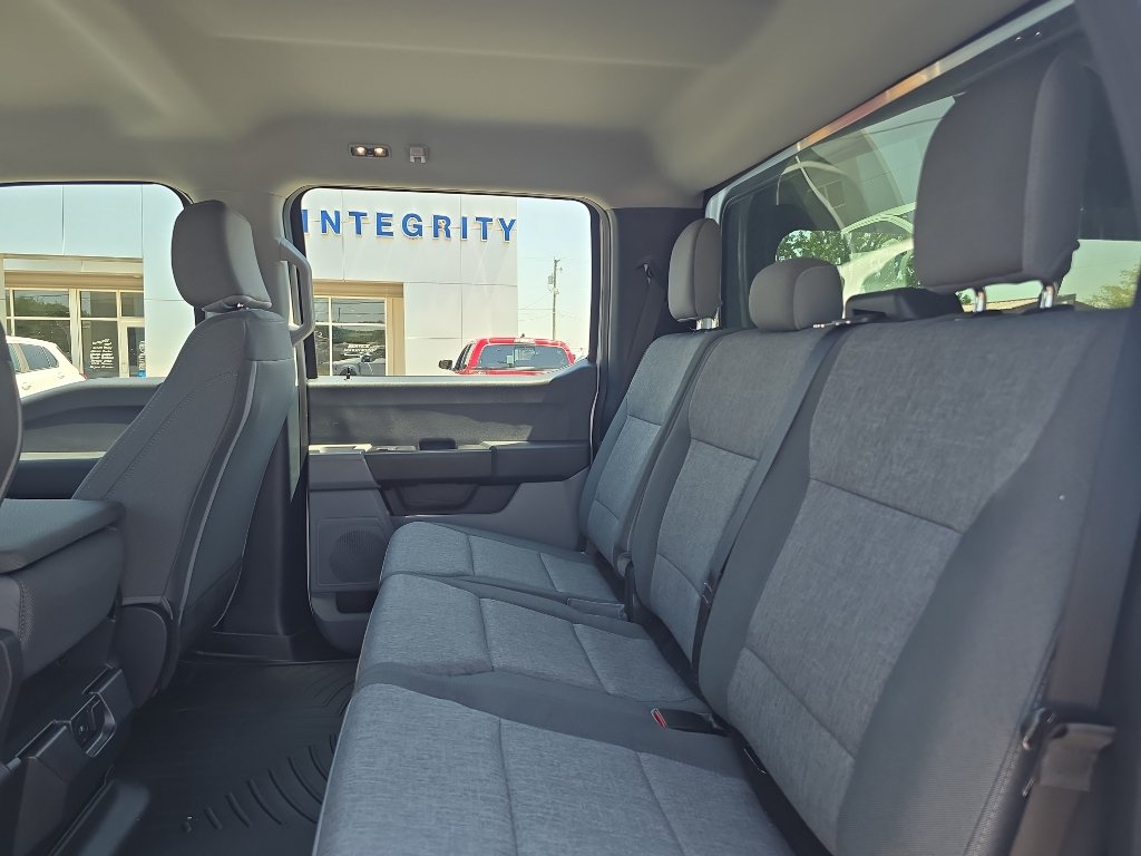 Used 2025 Ford F250 XL AWD/4WD image 21