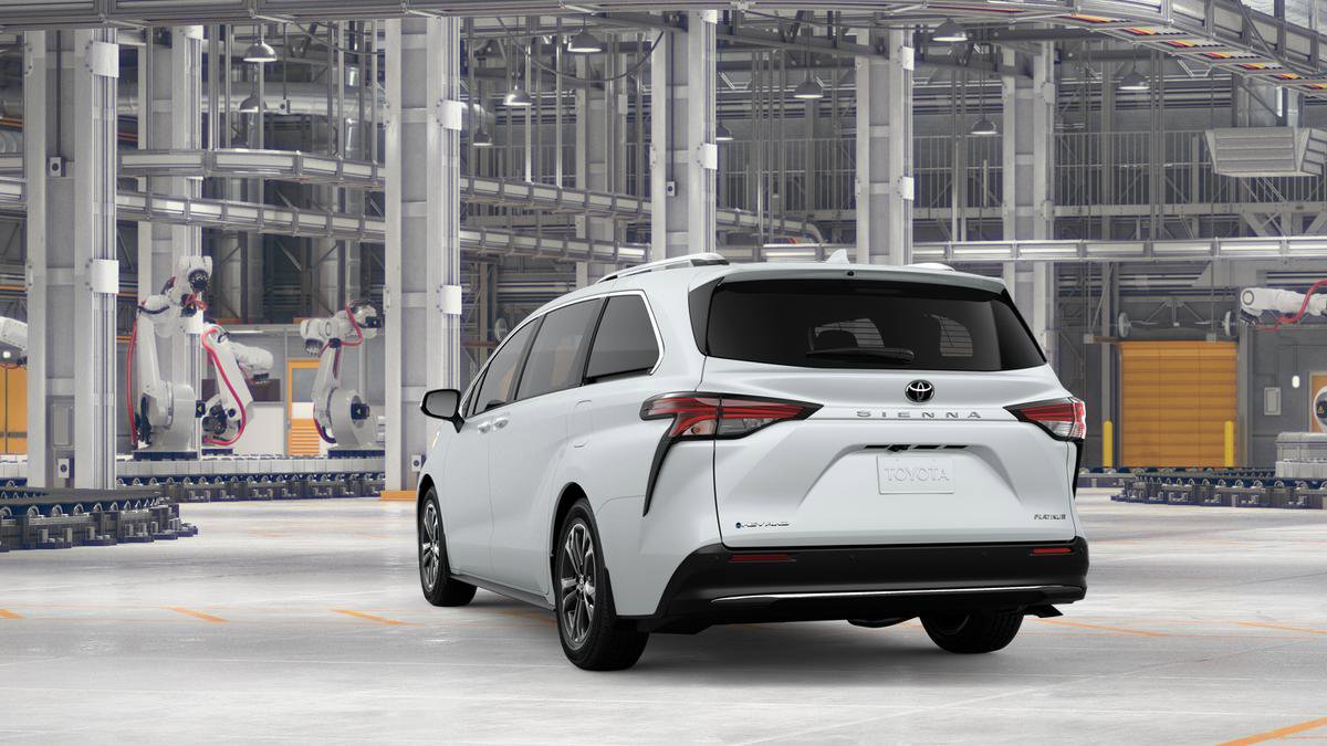 New 2026 Toyota Sienna Platinum image 8