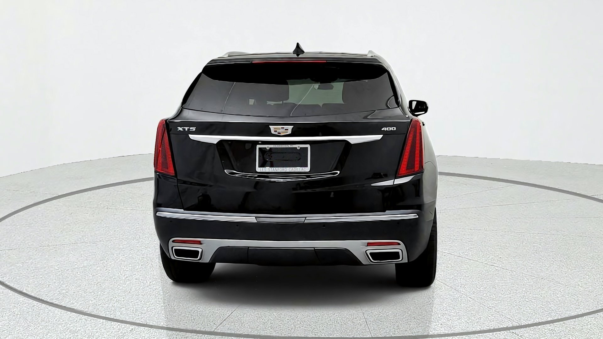 Certified 2020 Cadillac XT5 Premium Luxury w/ LPO, Floor Liner Package FWD image 4