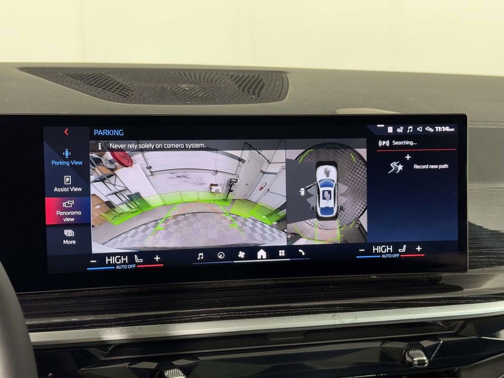 Used 2025 BMW X6 M60i w/ Parking Assistance Package AWD/4WD image 26