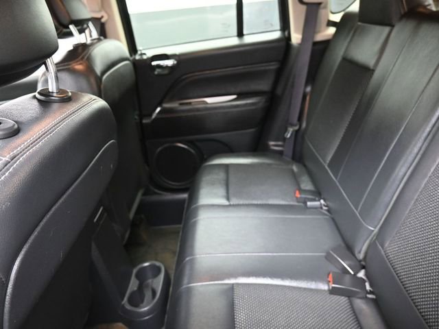 Used 2016 Jeep Compass Latitude image 22