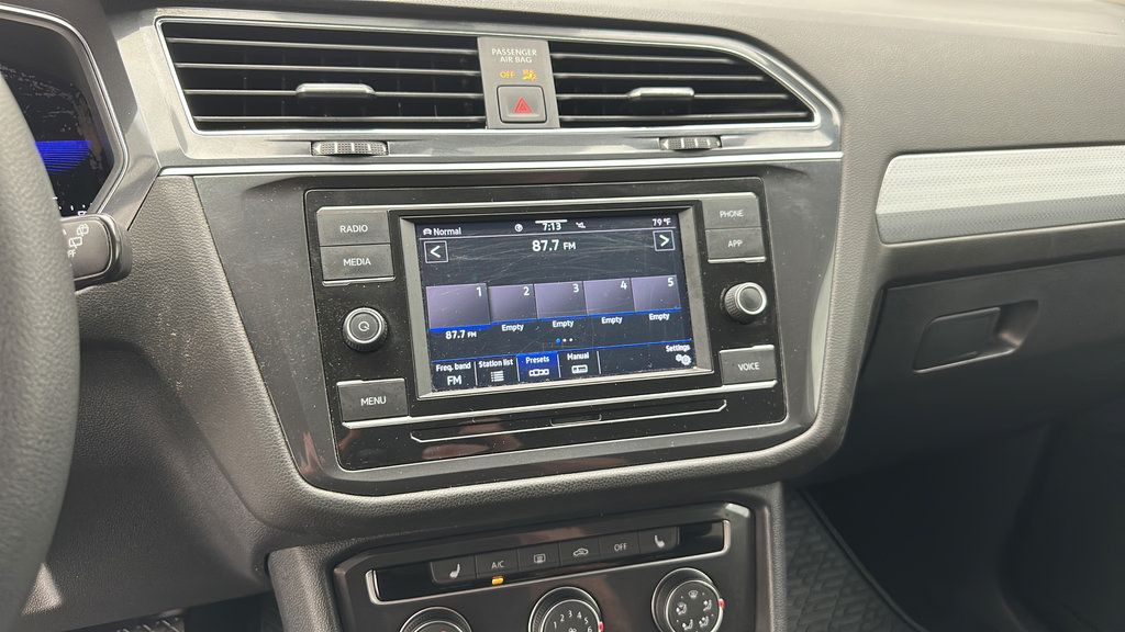 Used 2023 Volkswagen Tiguan S AWD/4WD image 16