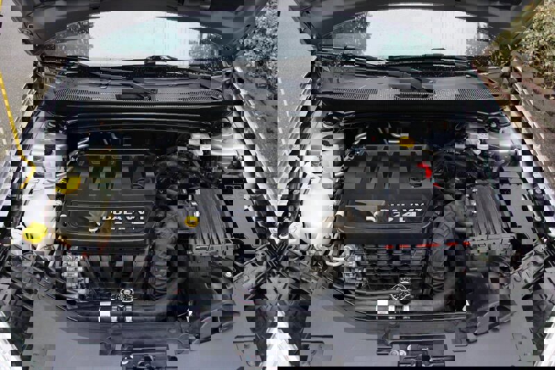 Used 2013 Chrysler 200 Touring image 17