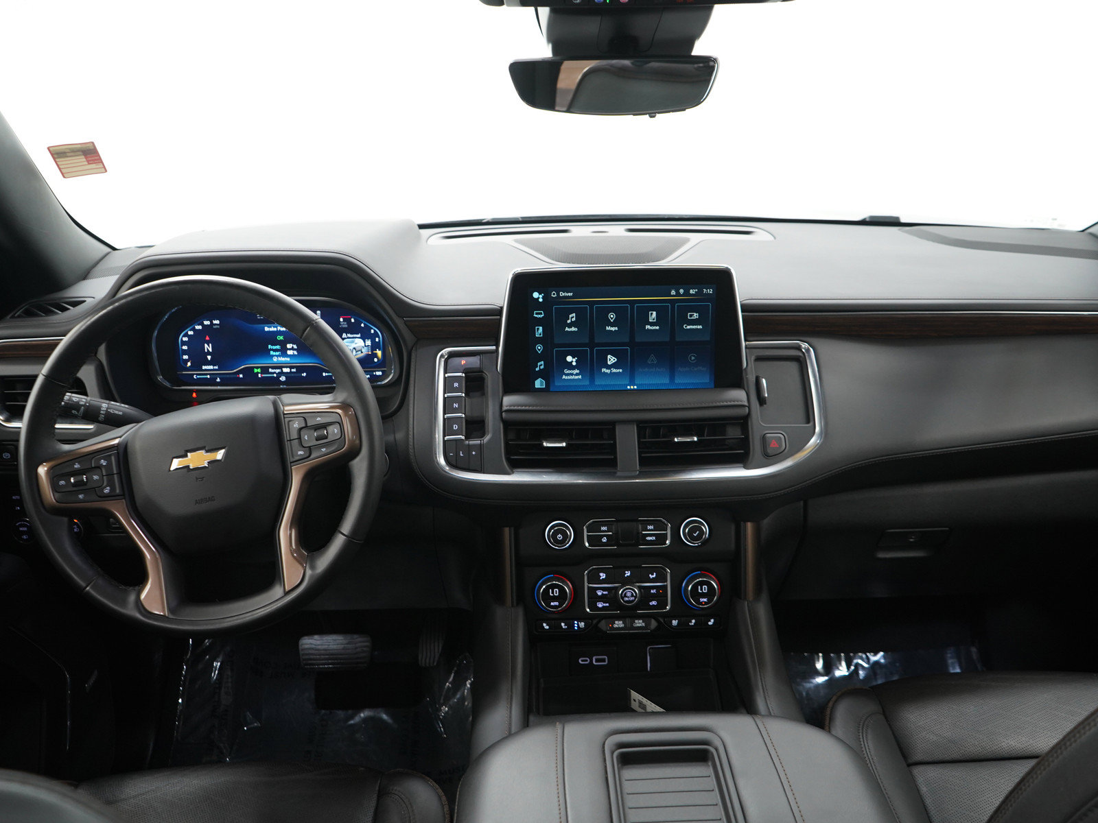 Used 2024 Chevrolet Tahoe High Country AWD/4WD image 18
