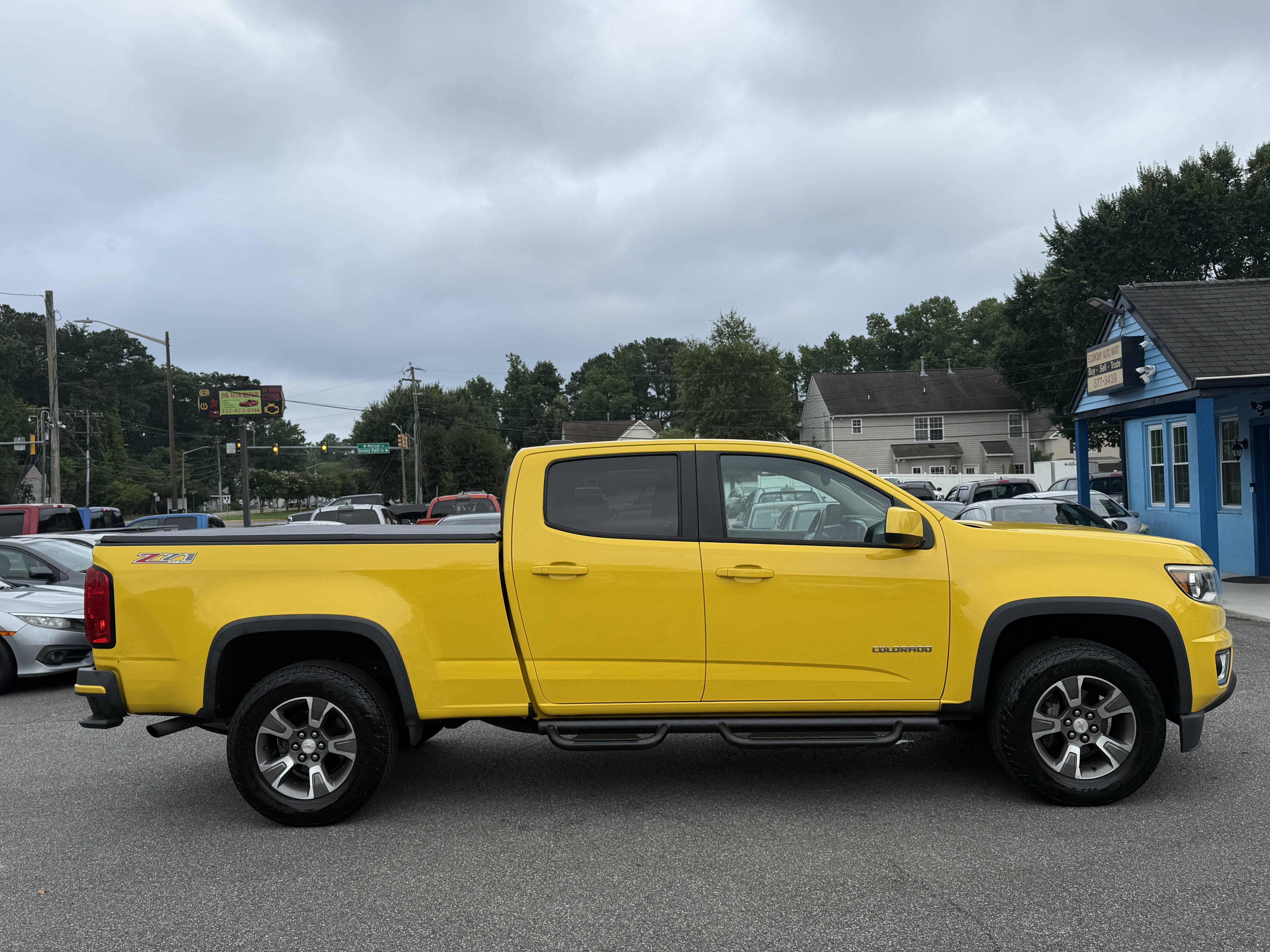 Used 2015 Chevrolet Colorado Z71 w/ Trail Boss Edition image 4
