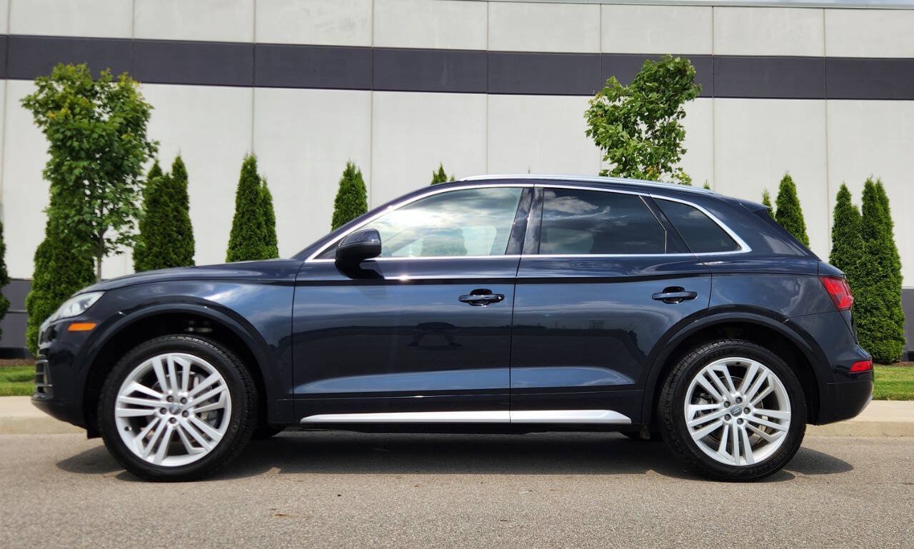 Used 2018 Audi Q5 Prestige w/ Prestige Package AWD/4WD image 2