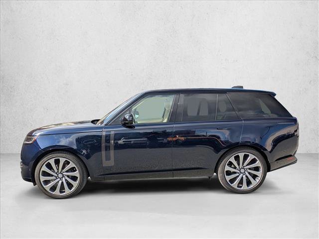 Certified 2023 Land Rover Range Rover SE image 9
