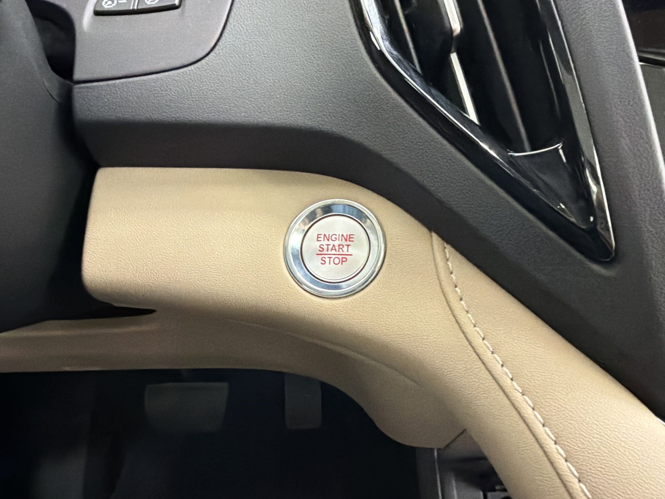 Used 2022 Acura RDX FWD w/ Technology Package image 25