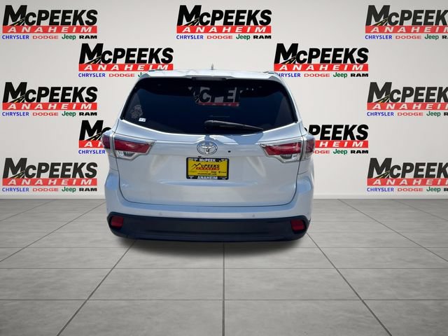 Used 2016 Toyota Highlander Limited FWD image 4