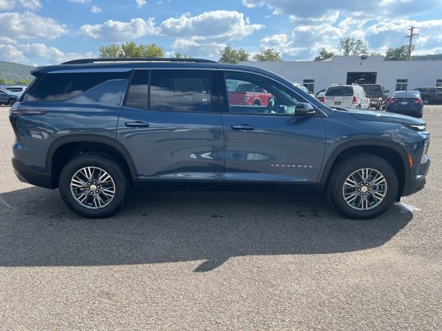 New 2026 Chevrolet Traverse LT image 6