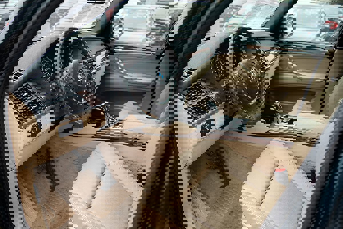 Used 2014 BMW X6 xDrive35i image 16