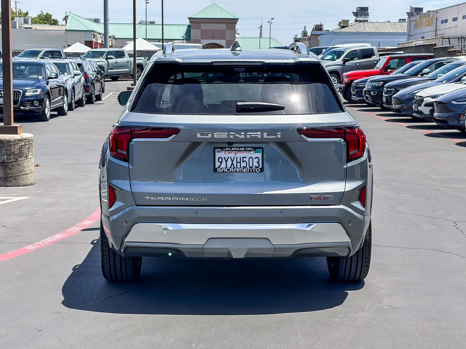 Used 2026 GMC Terrain Denali w/ LPO, Floor Liner Package AWD/4WD image 3