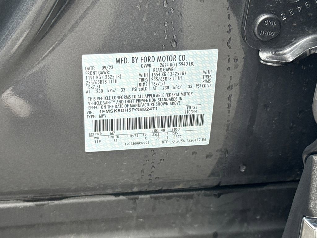 Used 2023 Ford Explorer XLT w/ Equipment Group 202A image 28