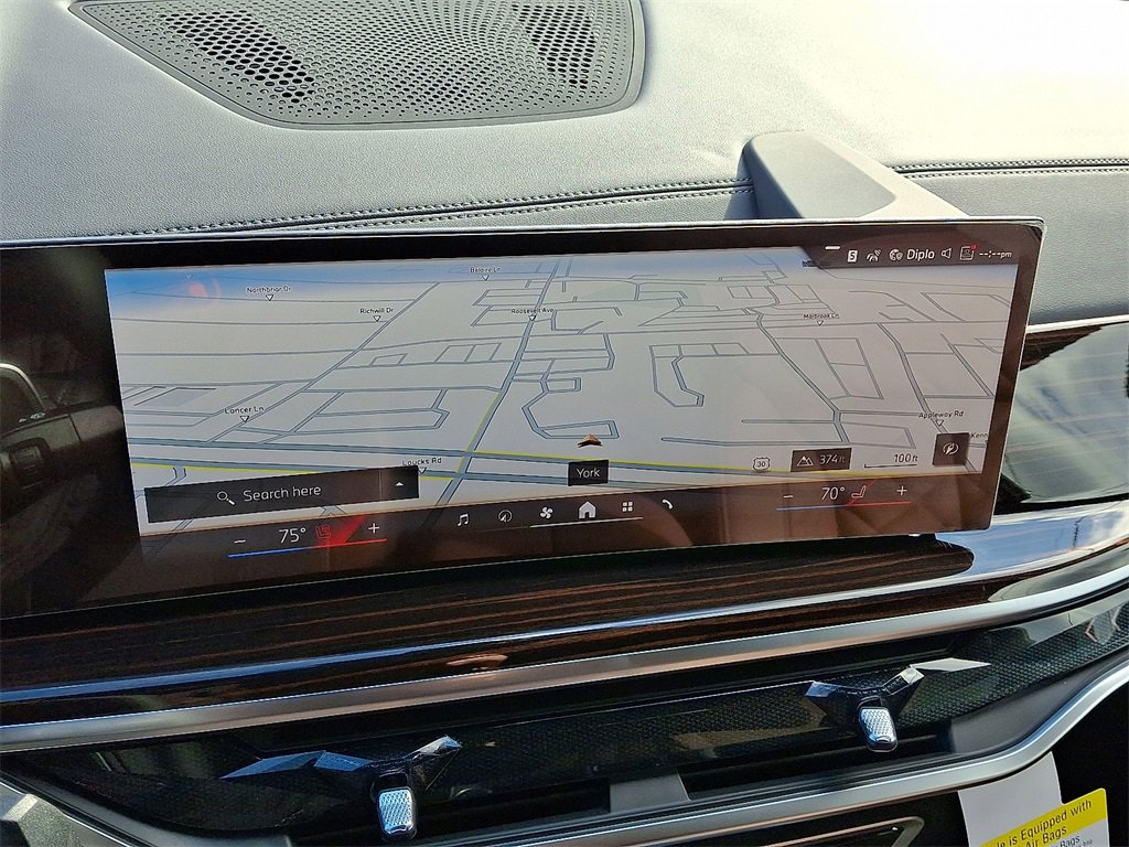 New 2026 BMW X7 xDrive40i w/ M Sport Package image 3