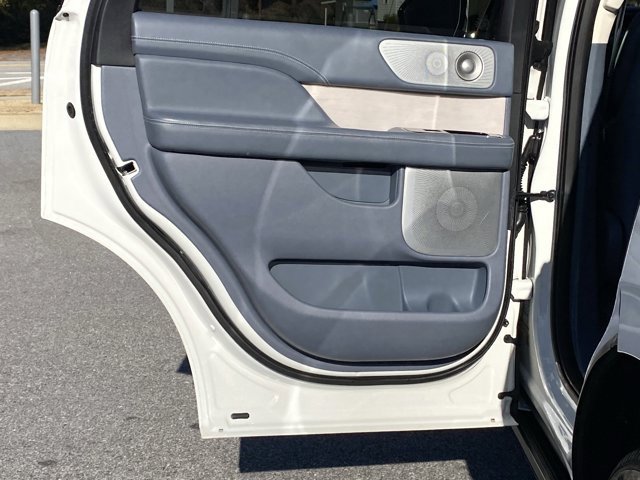 Used 2021 Lincoln Navigator Black Label image 38